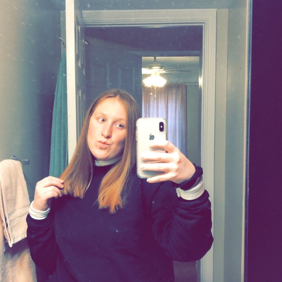 Meet your Posher, Michelle - Picture 1 of 1